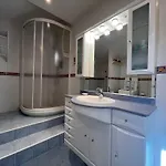 2 Ch Avec Terrasse A 10 Min De La - Parking Gratuit - Fr-1-239-936 Apartment *