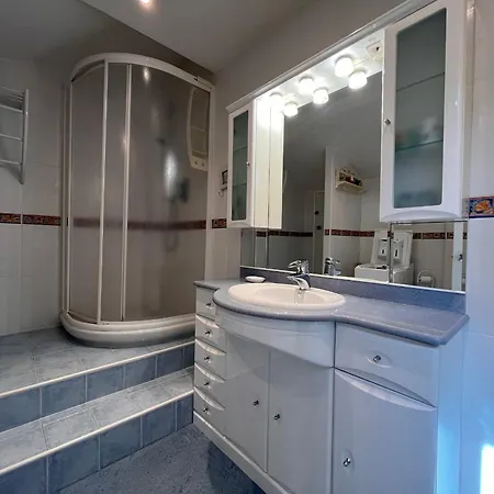 2 Ch Avec Terrasse A 10 Min De La - Parking Gratuit - Fr-1-239-936 Apartment *
