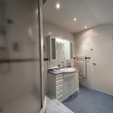 Apartment 2 Ch Avec Terrasse A 10 Min De La - Parking Gratuit - Fr-1-239-936 *